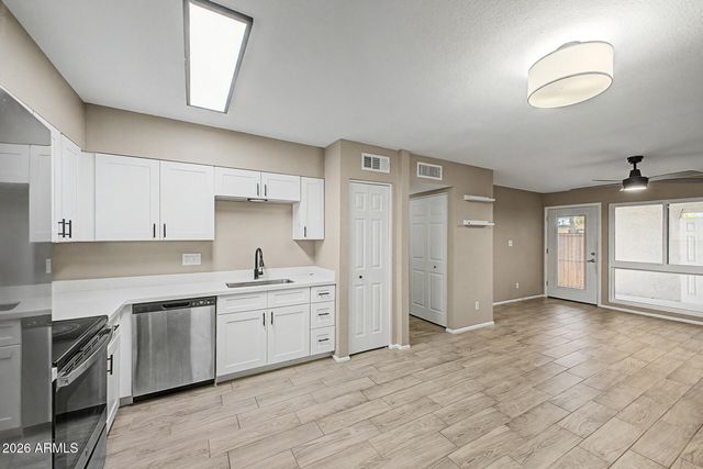 830 S DOBSON Road 21, Mesa, AZ 85202