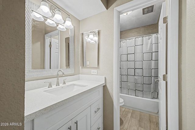 830 S DOBSON Road 21, Mesa, AZ 85202