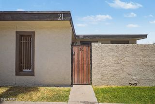 830 S DOBSON Road 21, Mesa, AZ 85202