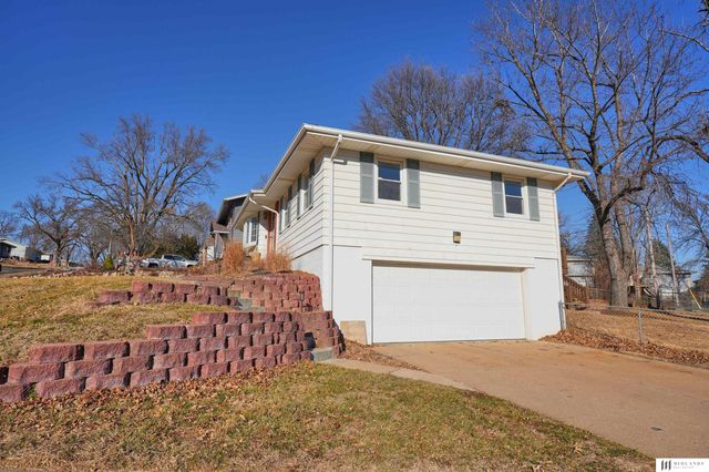 4105 N 92nd Avenue, Omaha, NE 68134