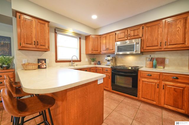 4105 N 92nd Avenue, Omaha, NE 68134