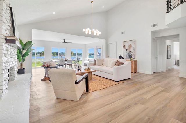 10547 LAKESHORE DRIVE, Clermont, FL 34711