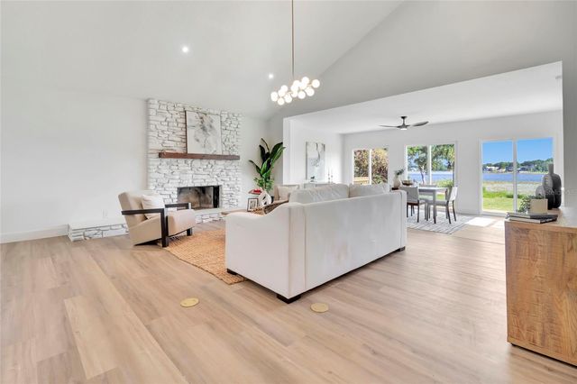 10547 LAKESHORE DRIVE, Clermont, FL 34711