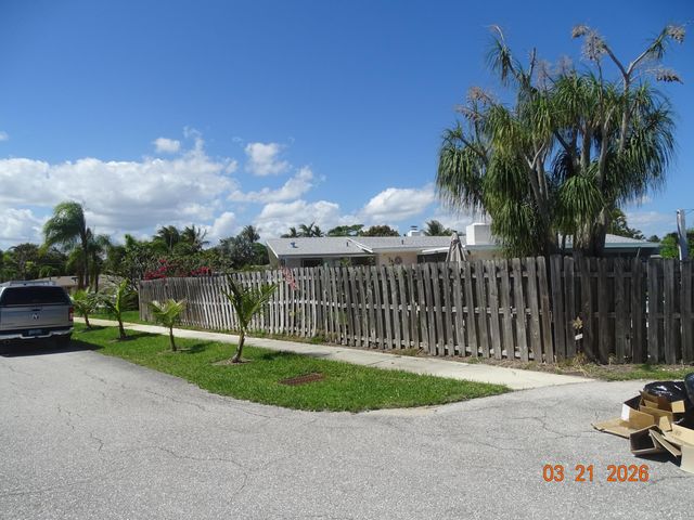 4760 NW 2nd Terrace, Boca Raton, FL 33431