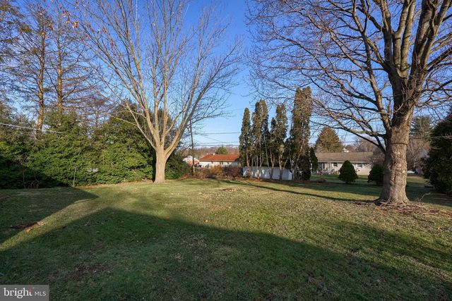 299 ROLLING TER, Leola, PA 17540