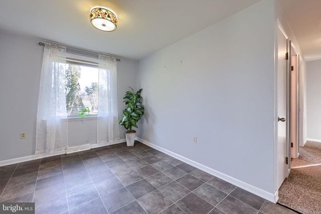 299 ROLLING TER, Leola, PA 17540