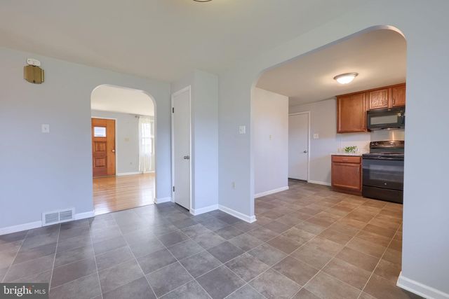 299 ROLLING TER, Leola, PA 17540