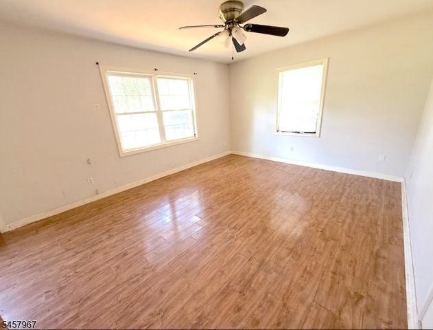 5 Brookside Ave, Pequannock Twp., NJ 07444
