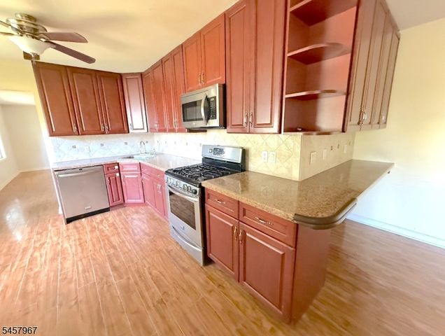 5 Brookside Ave, Pequannock Twp., NJ 07444