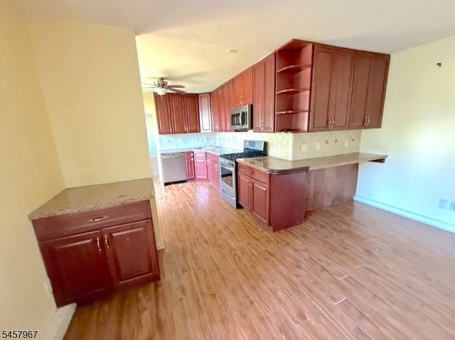 5 Brookside Ave, Pequannock Twp., NJ 07444