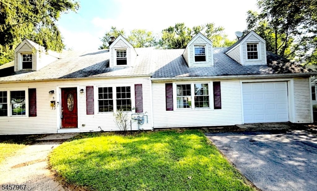 5 Brookside Ave, Pequannock Twp., NJ 07444