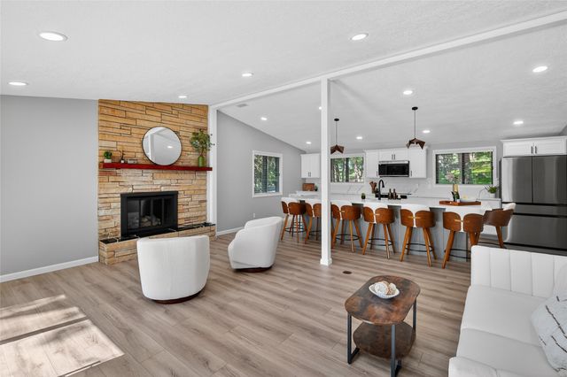 5113 Panorama Drive, Panora, IA 50216