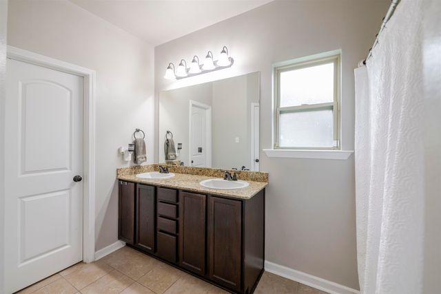 140 Cottage Way, Thibodaux, LA 70301