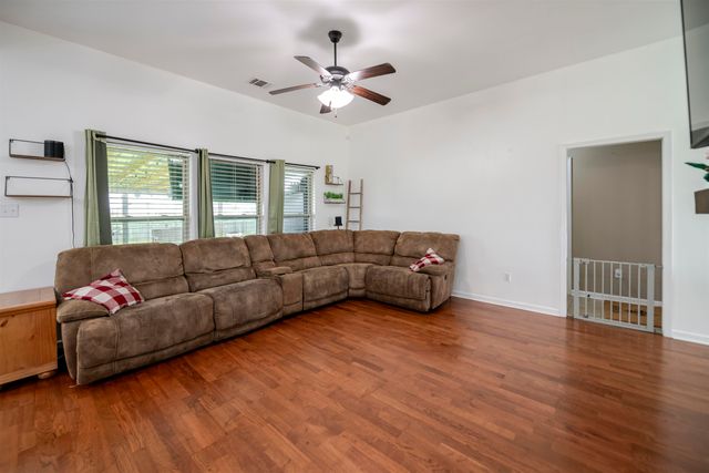 140 Cottage Way, Thibodaux, LA 70301