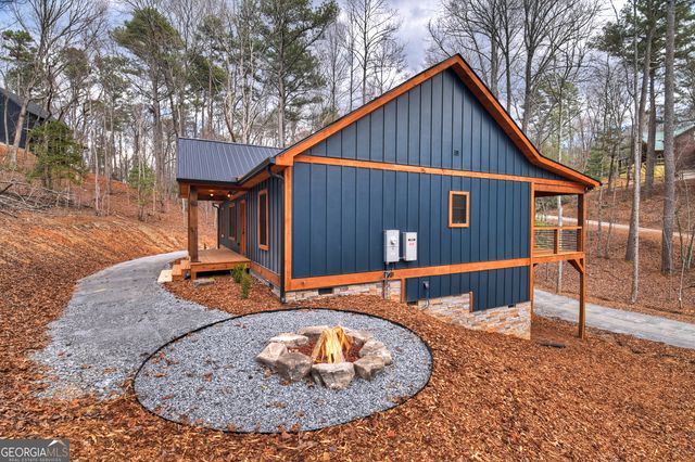 723 Parody Circle, Ellijay, GA 30540