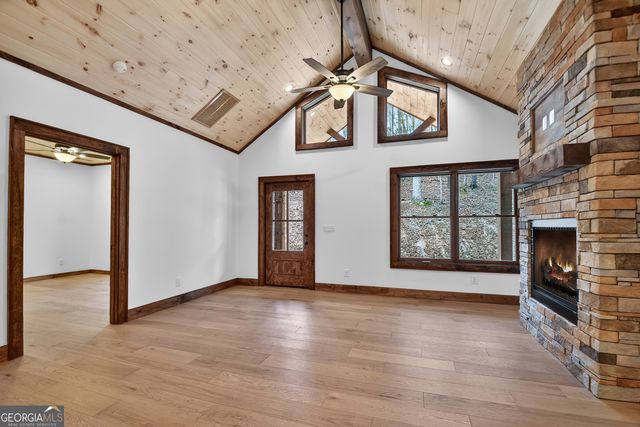 723 Parody Circle, Ellijay, GA 30540