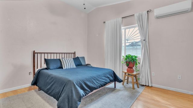 7616 Blue Avena Avenue SW, Albuquerque, NM 87121