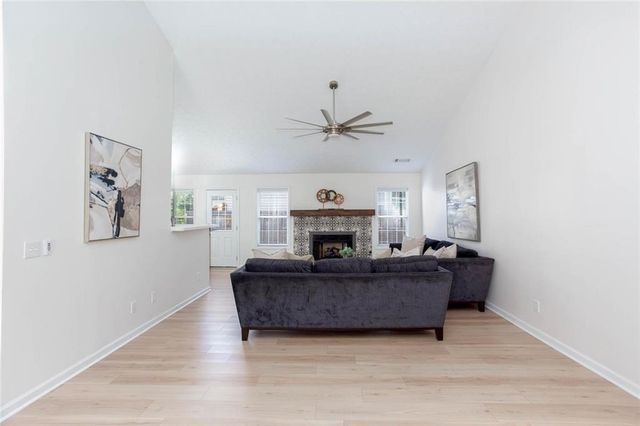 2486 Insdale Trace NW, Acworth, GA 30101