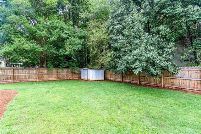 2486 Insdale Trace NW, Acworth, GA 30101