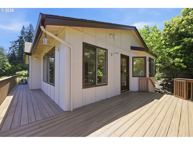 3066 SOLOMAN Loop, Eugene, OR 97405