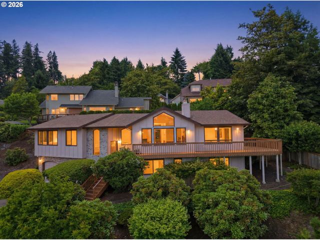 3066 SOLOMAN Loop, Eugene, OR 97405