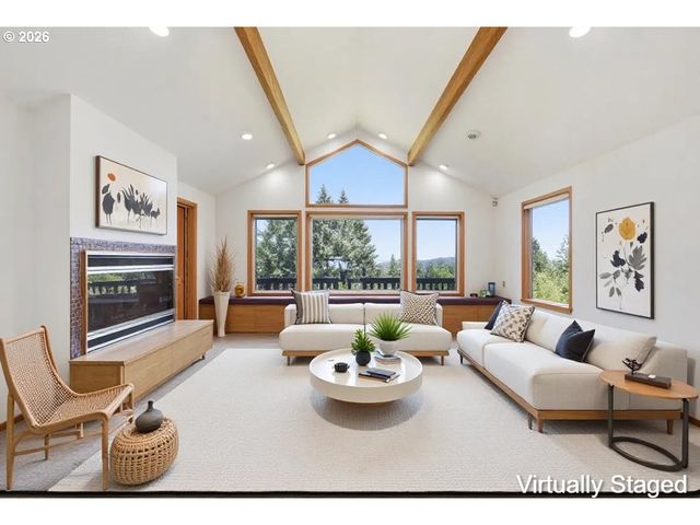 3066 SOLOMAN Loop, Eugene, OR 97405