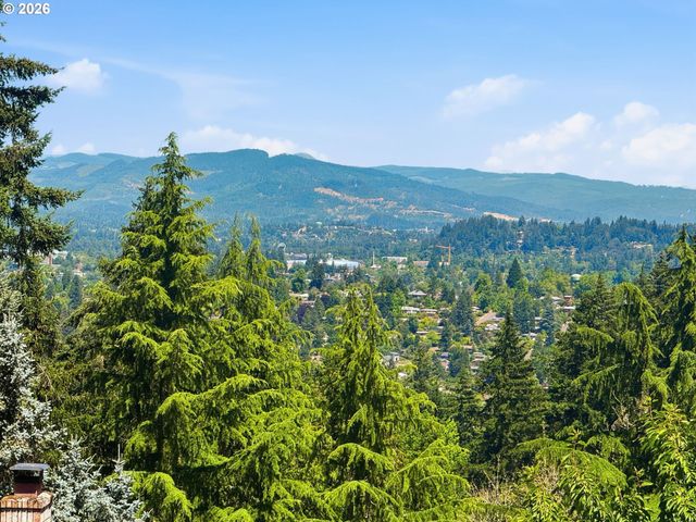 3066 SOLOMAN Loop, Eugene, OR 97405