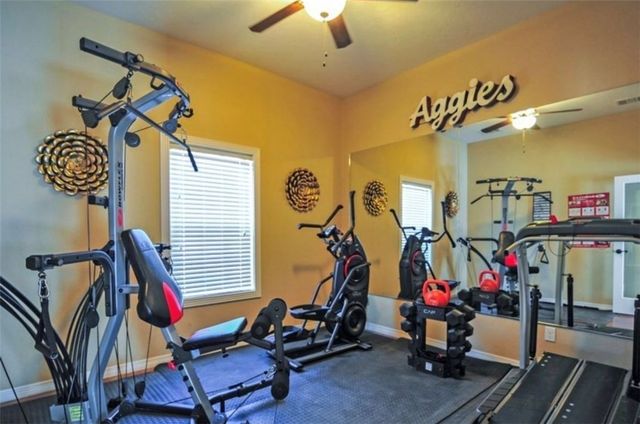 301 Southwest Parkway 338, College Station, TX 77840