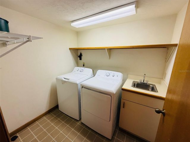 2435 NW 27TH PLACE, Gainesville, FL 32605