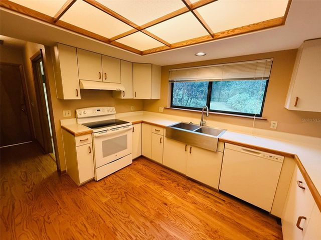 2435 NW 27TH PLACE, Gainesville, FL 32605