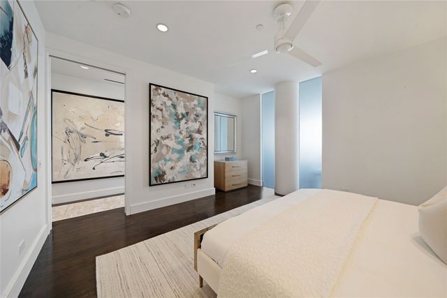 2408 Victory Park Lane 832, Dallas, TX 75219