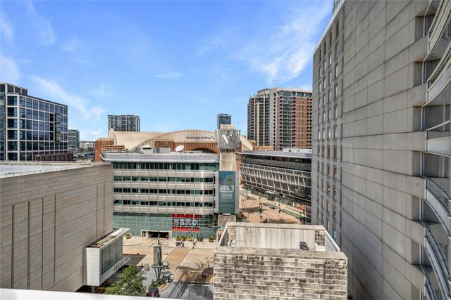 2408 Victory Park Lane 832, Dallas, TX 75219