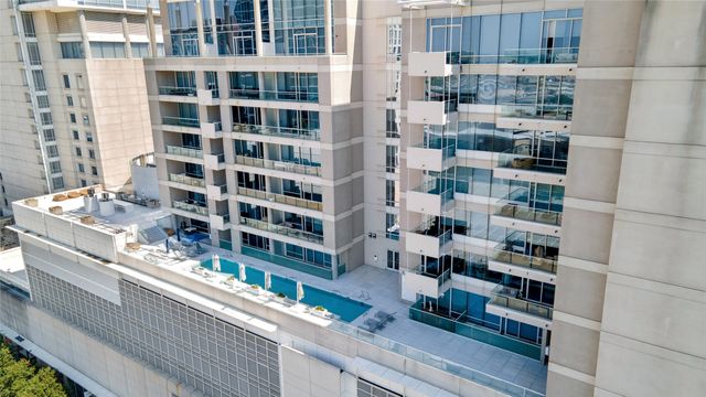 2408 Victory Park Lane 832, Dallas, TX 75219