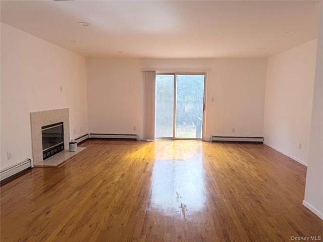 62 Hickory Road B, Port Washington, NY 11050