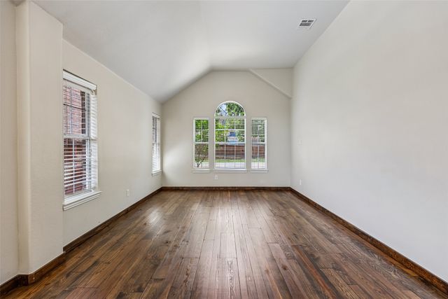 8330 Elena Drive, Lantana, TX 76226