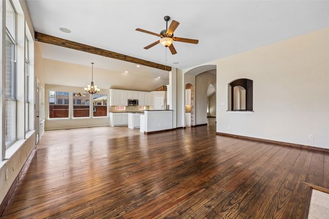 8330 Elena Drive, Lantana, TX 76226