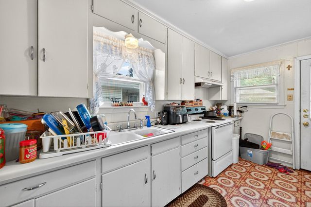 545 N Wharton Street, Sherman, TX 75092