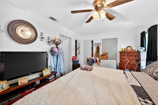 545 N Wharton Street, Sherman, TX 75092