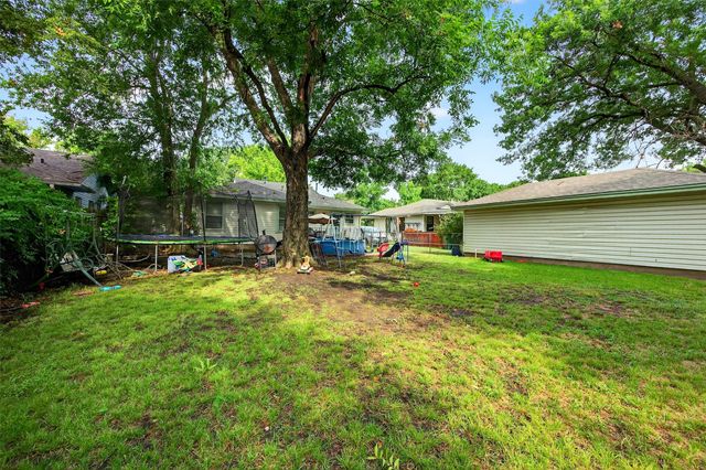545 N Wharton Street, Sherman, TX 75092
