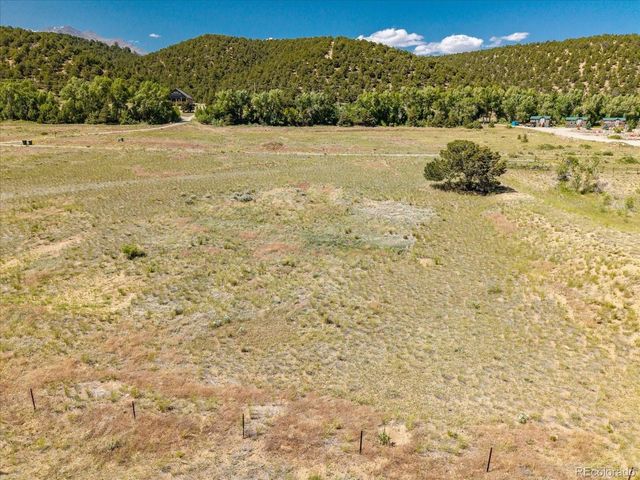 4 RockyMountain Rd, Salida, CO 81201