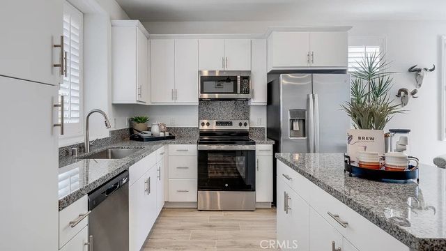 1202 Yeager Avenue, Rialto, CA 92376