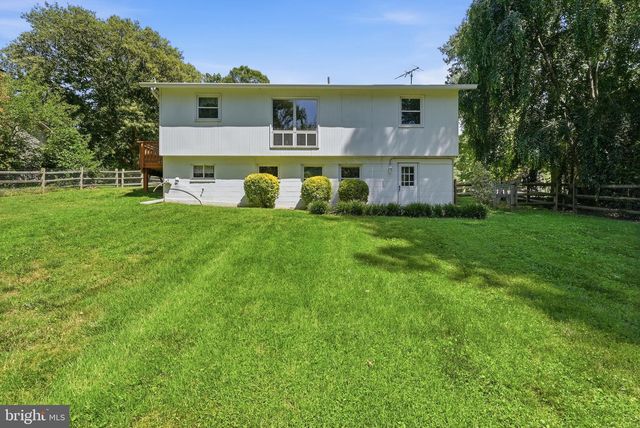 4338 ANDES DR, Fairfax, VA 22030