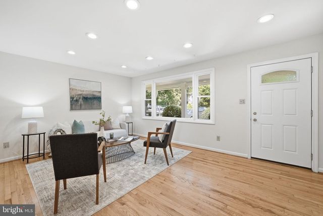 4338 ANDES DR, Fairfax, VA 22030