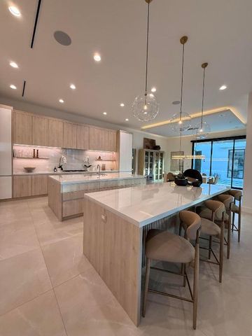 400 NE 4th Street, Boca Raton, FL 33432