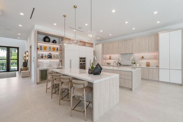 400 NE 4th Street, Boca Raton, FL 33432