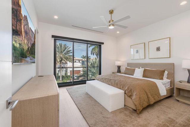 400 NE 4th Street, Boca Raton, FL 33432