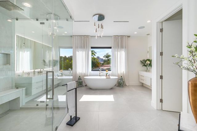 400 NE 4th Street, Boca Raton, FL 33432