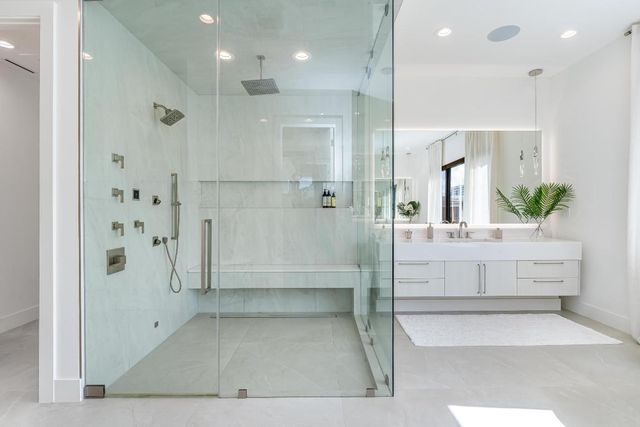 400 NE 4th Street, Boca Raton, FL 33432