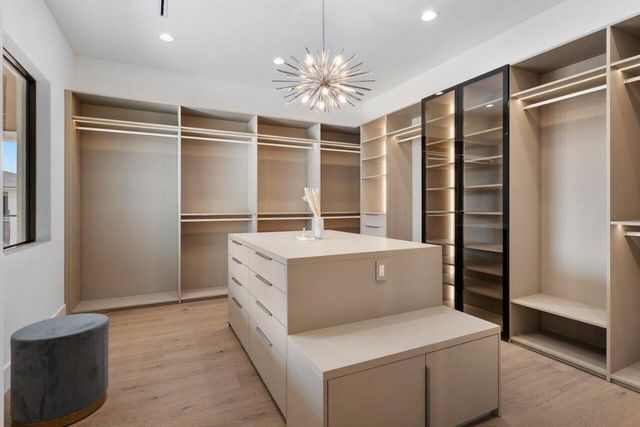 400 NE 4th Street, Boca Raton, FL 33432