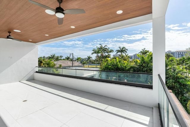 400 NE 4th Street, Boca Raton, FL 33432